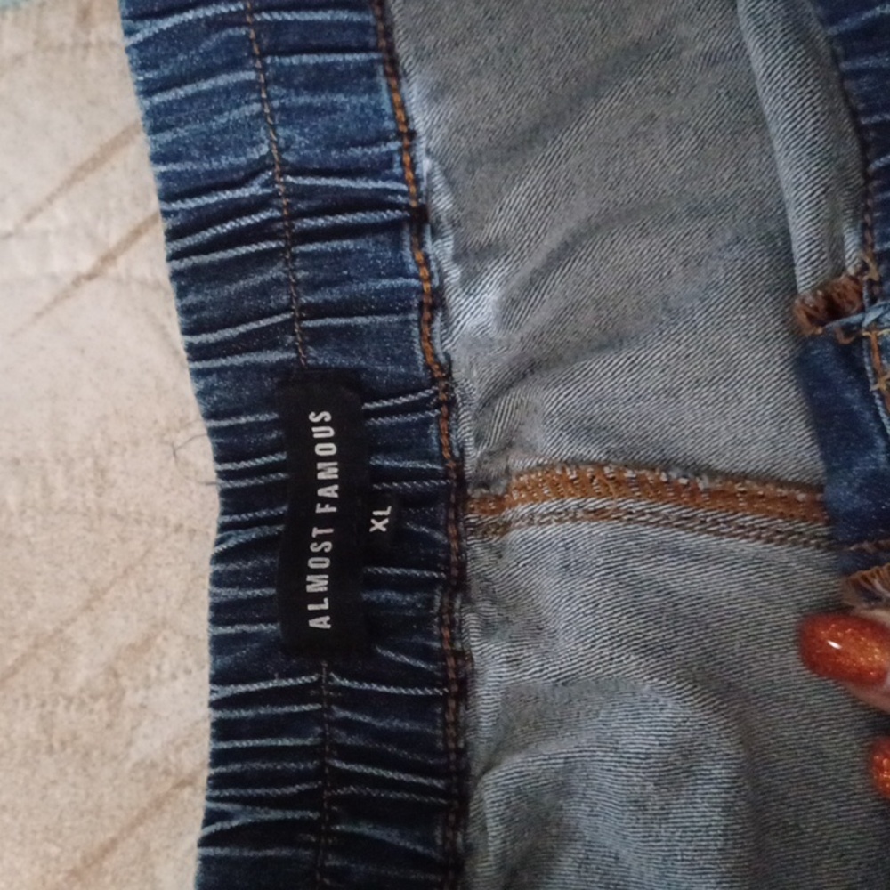 Women's jeans - Picture 4 of 5